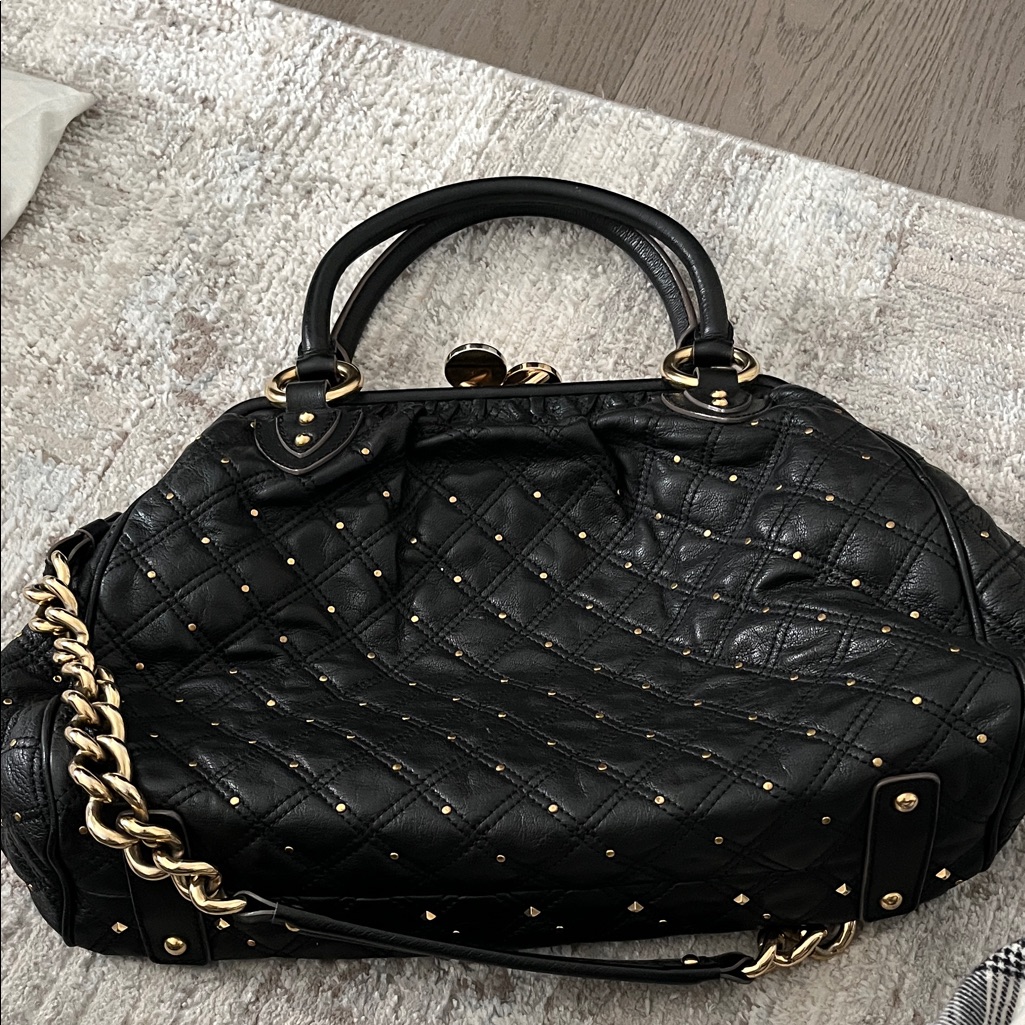 Rare Marc Jacobs Stam Black Quilted Handbag With Gold Accents